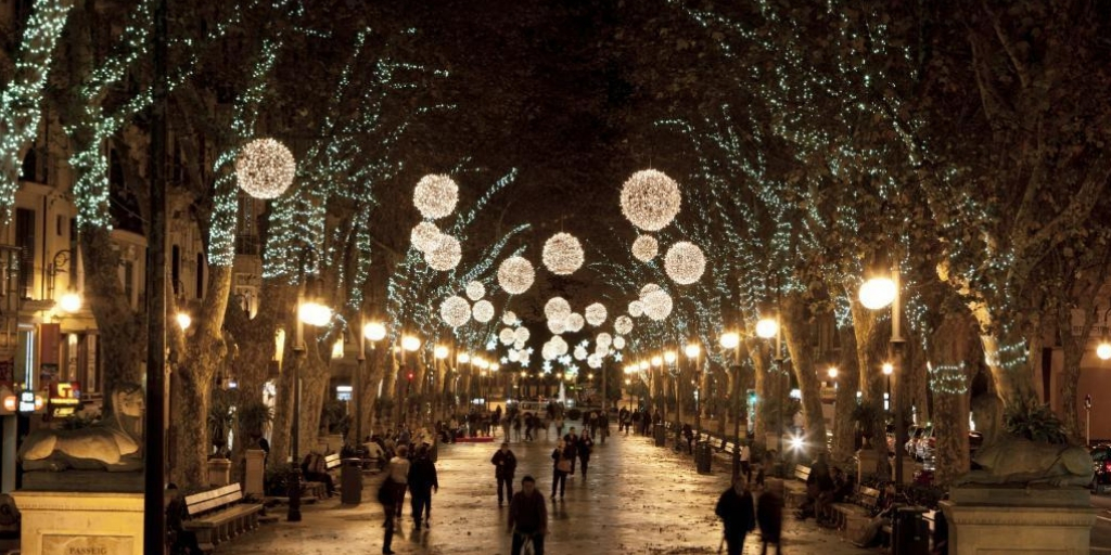 ¿Habéis paseado ya por #Palma con las luces de Navidad encendidas?

#Navidad #Palma #marcelress