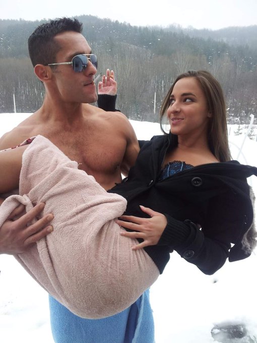 The winter finally here in Budapest 🇭🇺 Hungary  😍 @AmirahAdaraxxx https://t.co/xjtgpaLUJM<a href="/tag/bts"class="tags"><span>#bts</span></a><a href="/tag/mialei"class="tags"><span>#mialei</span></a>