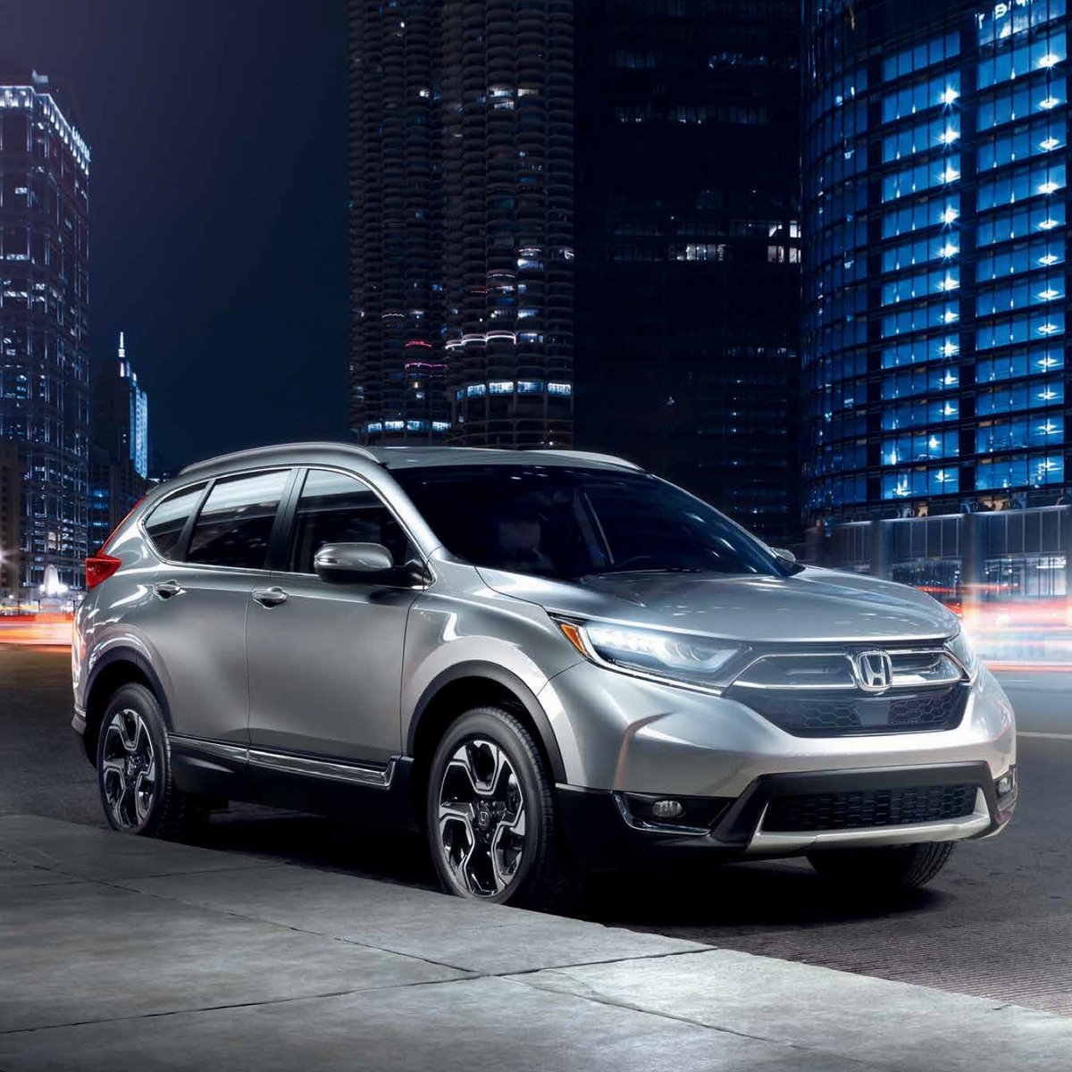 Honda Qatar Pa Twitter The Latest Incarnation Of The Cr V Is Certainly Eye Catching Get Down To Your Local Dealer This Week For An Up Close And Personal Look Hondacrv Markhiya Al Mirqab Complex