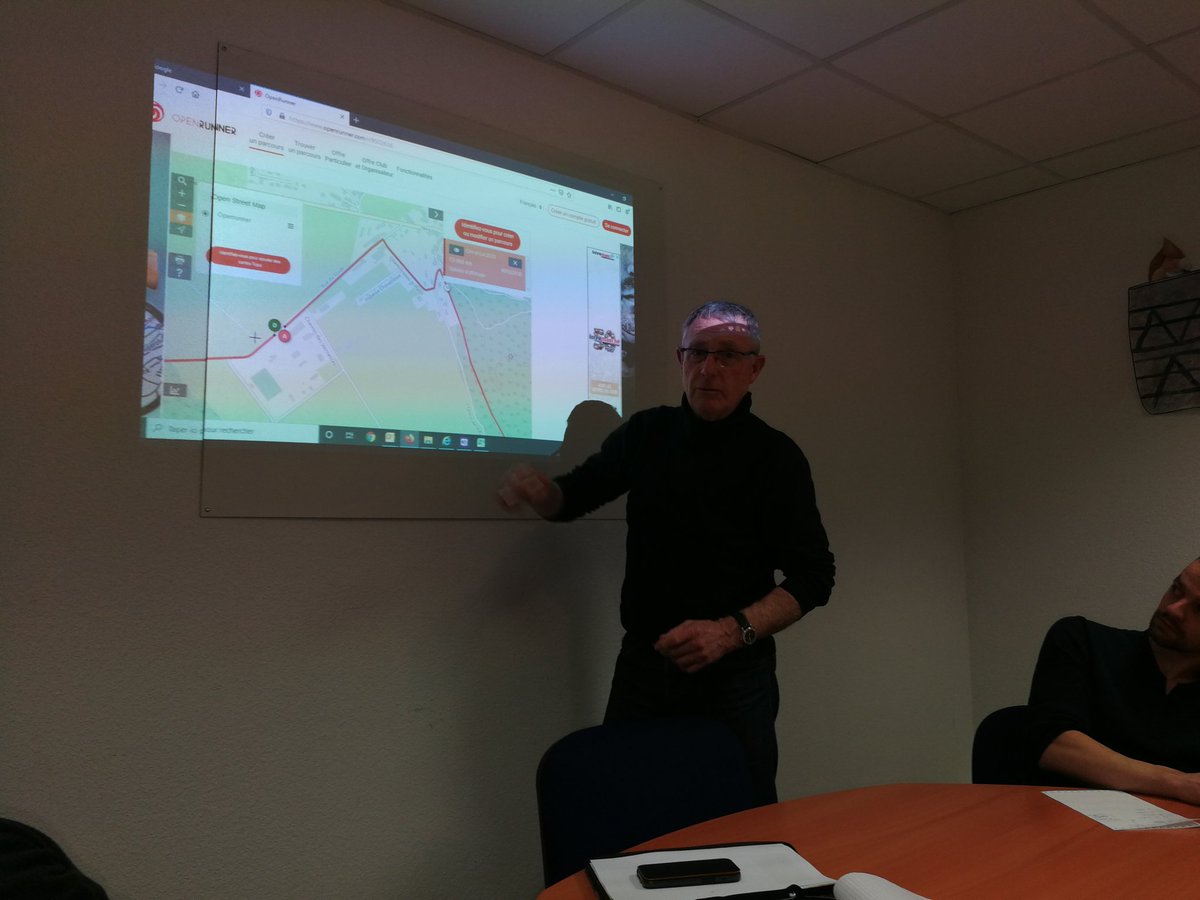 Réunion du comité d'organisation hier. A l'ordre du jour : point sur le parcours, échanges avec club cycliste local, point partenaires ! Objectif : vous accueillir dans des conditions au top les 30 et 31 mai  @AllioneFNSPF  <a href="/FFCyclisme/">FFC</a> <a href="/jcoste89/">Jérôme COSTE</a> <a href="/JuraProgres/">Le Progrès Jura</a> <a href="/VoixduJura/">Voix du Jura</a> <a href="/MNSPF/">MNSPF</a>