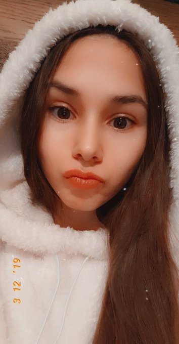 🧐💖 https://t.co/NdEbkhJknB