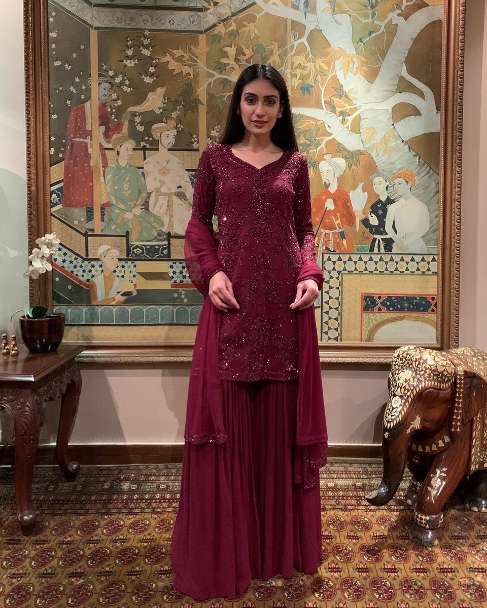 DEVALSTORE's tweet photo. Malasa Deval The Multi Designer Store 5-6 December 2019!!!
Modern beaded occasion Wear in rich fall colors and pretty pastels!!!
#devalstore #ahmedabad #designerstore #designerwear #clothingstore #festivewear #weddingwear #preview https://t.co/wzar13U0a1