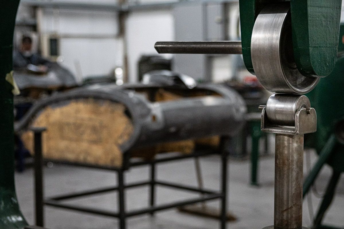 ahpanels's tweet photo. Our Austin Healey body panels are hand-made from pressings that are formed from our own tooling and finished by our skilled team of experienced sheet metal workers!

#ukmanufacturing #austinhealeyspares #bodypanels #metalwork #sheetmetalwork #englishwheel https://t.co/99d6irXJwZ