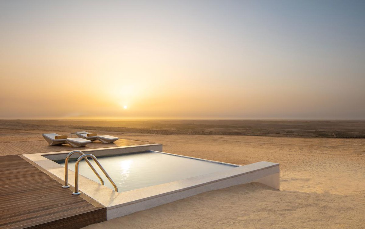 Anantara Tozeur Resort in #Tunisia is now open. The stunning #resort is located on the edge of the Sahara Desert and for #StarWars fans its the location of the first movie filmed in 1977. Love the view from the pool villa!