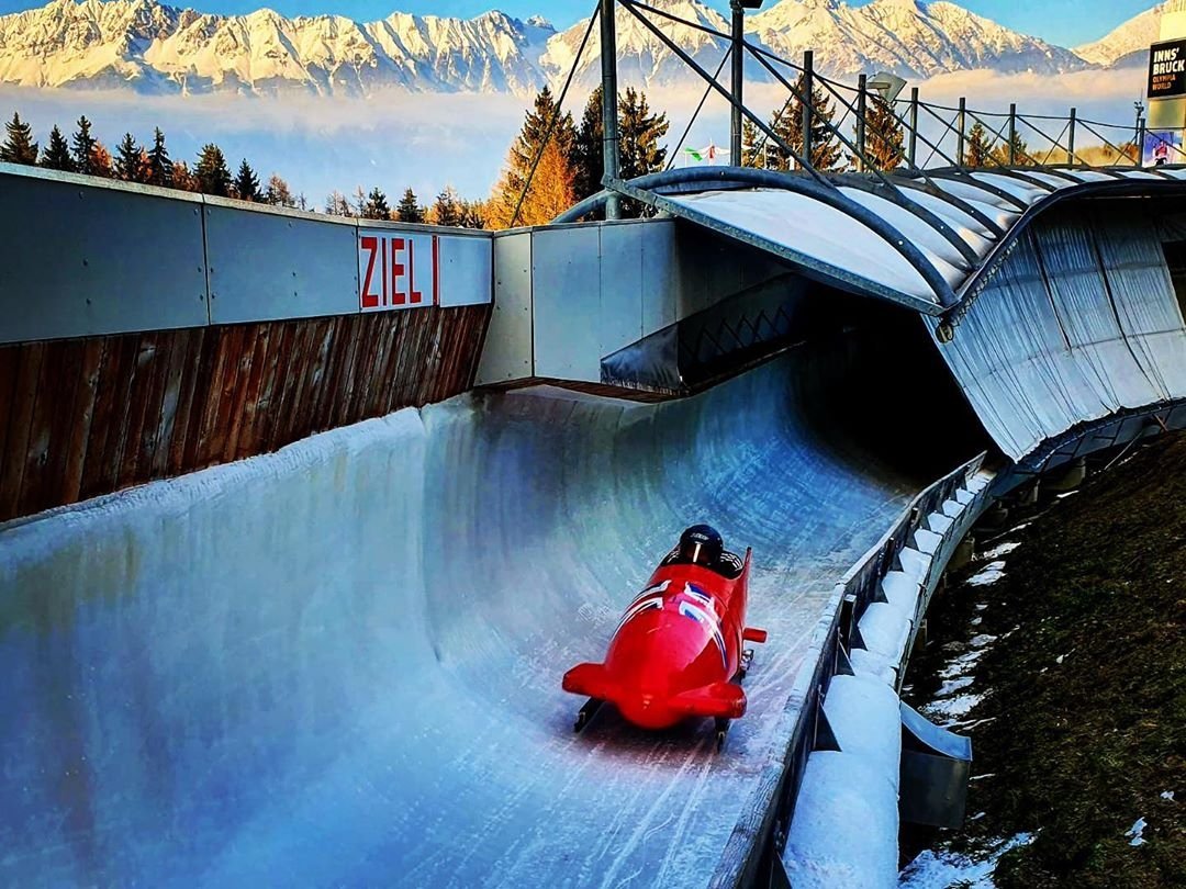 ArmySportASCB's tweet photo. What a great start for #ExRacingIce with novice sliders taking to the tracks in #Bobsleigh #Skeleton #Luge #Slidesafe https://t.co/OpdQFkiJ2y