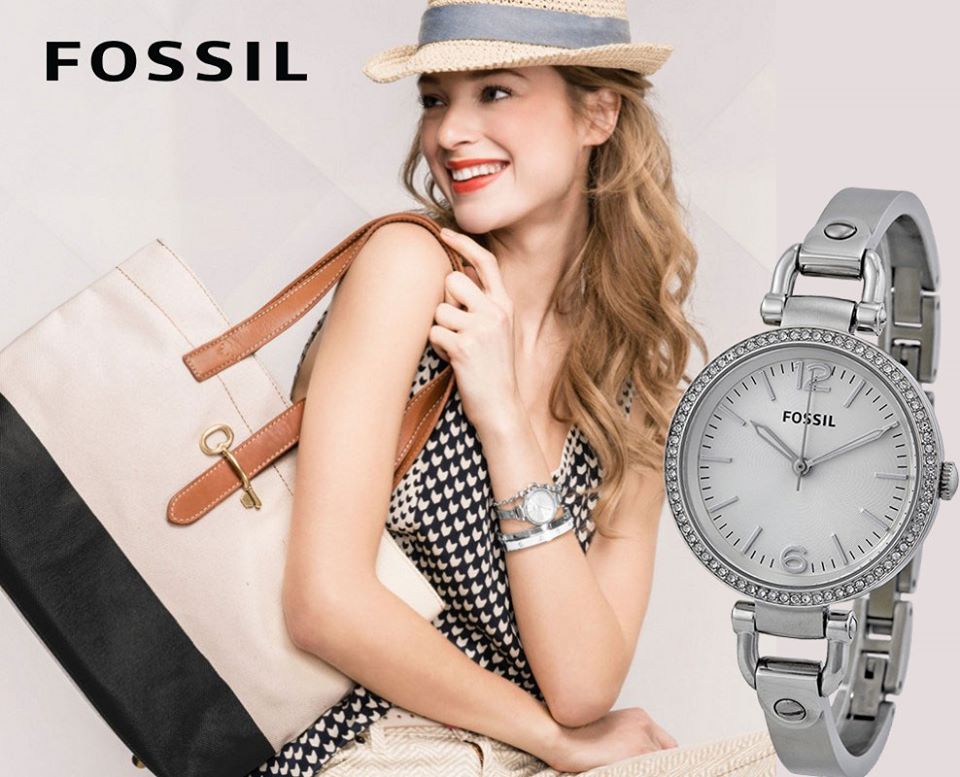 owspakistan's tweet image. Georgia Glitz Silver Dial Ladies Watch
Model # ES3225
Price Rs.27,100/-
#fossillovers #fossilstyle #BrandMerchants #AbouTime #pakistan #nishatemporium #PackagesMall #affordablewatches #fashion #Menswatch #Bluedial #photooftheday #instagood #love #Happiness #watchoftheday