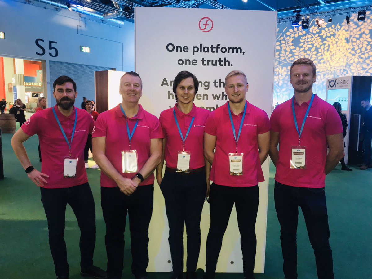 Stop by to say hi to our friendly team at the @FinancialForce booth at the <a href="/SalesforceUK/">Salesforce UK & Ireland</a> Dreamforce To You London today! Lets chat ERP or PSA! We wont bite 🙂 #dreamforce19