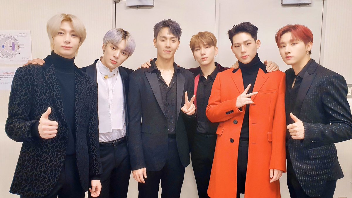OfficialMONSTAX's tweet photo. [#MONSTA_X]
191204 #몬스타엑스 
#2019MAMA
<#MnetAsianMusicAwards>
#MAMARedCarpet 완료

잠시 후 6시에 시작하는 #MAMA !
본 공연 기대 많이 해주세요 🥰

#MONSTAX https://t.co/8nvaVs7ZDX