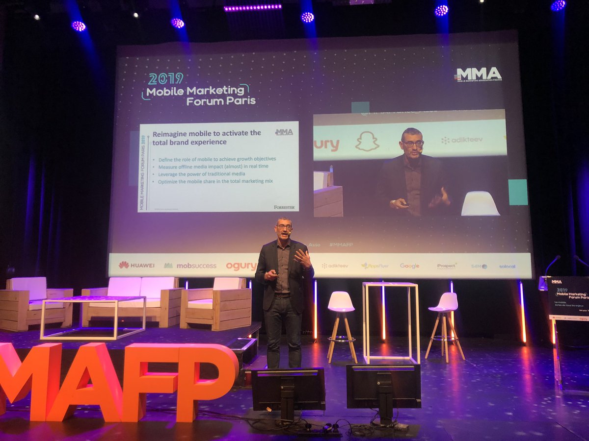 À retenir « Il faut repenser le mobile pour activer une expérience de marque totale ». Merci pour cette intervention <a href="/Thomas_Husson/">Thomas Husson</a> #MMAFP