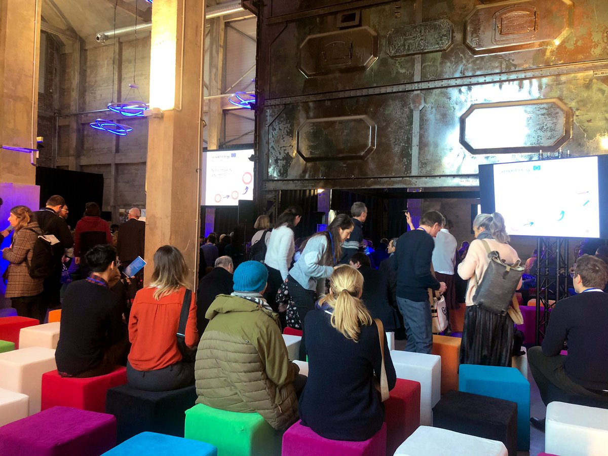 Imagine a world connected by #CleanEnergy &amp; #CleanMobility 💡🌱🚎... Here in Tourcoing, France for the <a href="/INTERREG_NWE/">Interreg NWE</a> programme #impact event communicating the importance of #CleanMobilEnergy &amp; our project #impact thus far! 

#NWEimpact