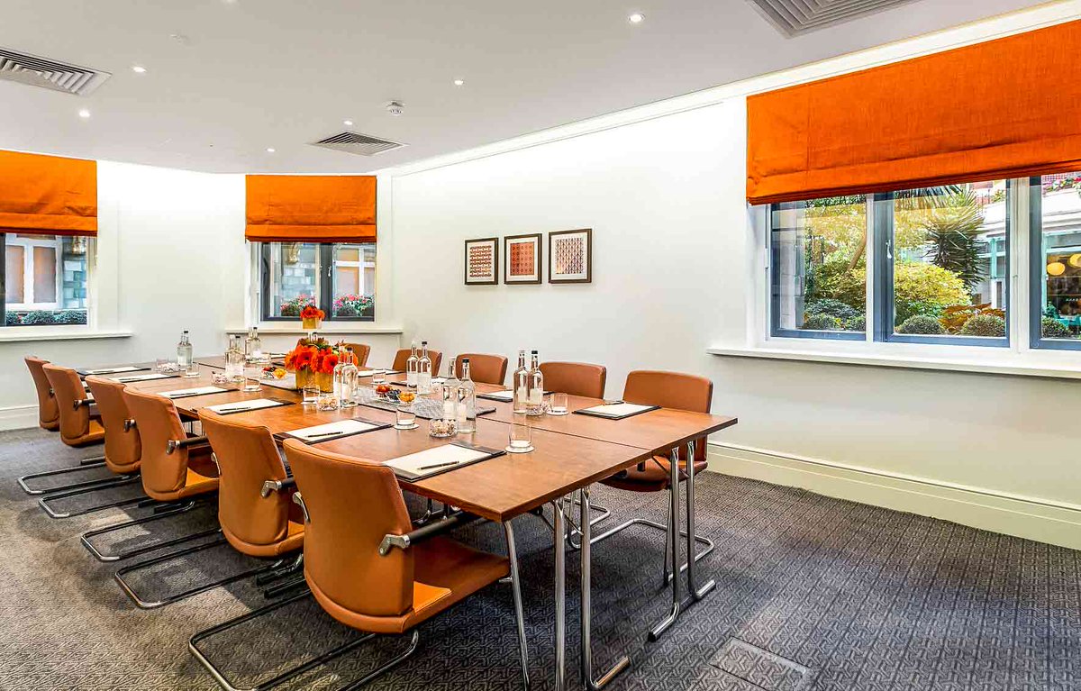 venuefinder tweet media