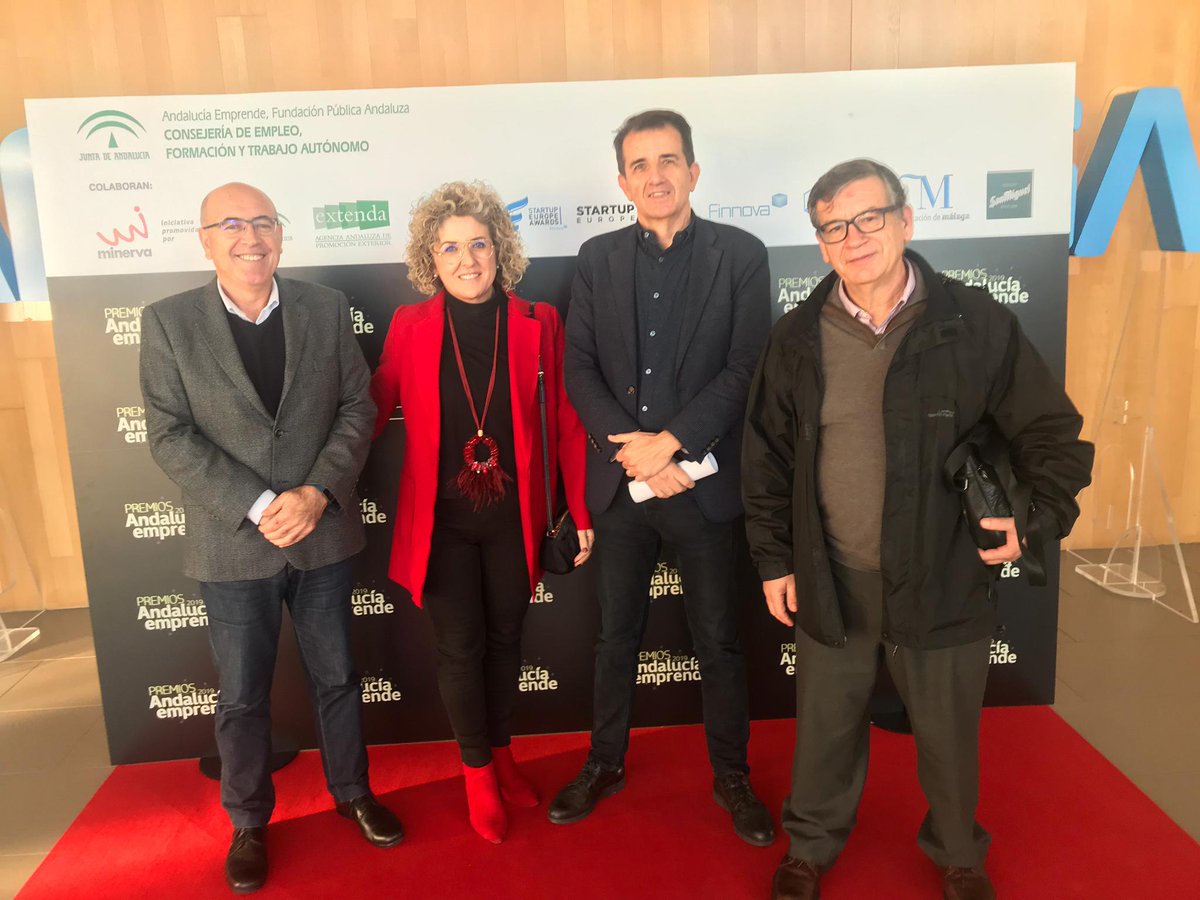 soniagomez710's tweet photo. En #Malaga desde #Almeria #PremiosAEmprende . https://t.co/1WOPkP7kvP