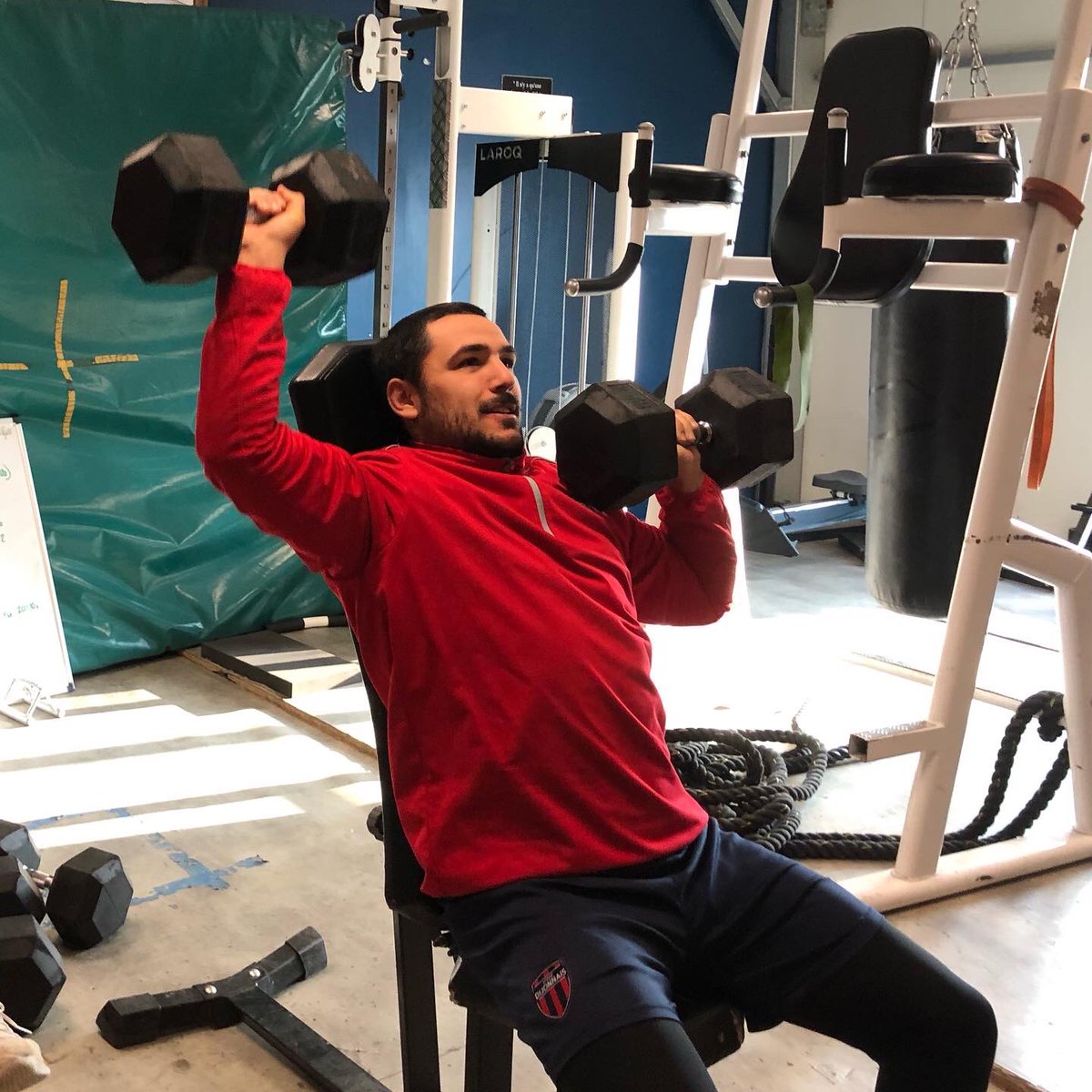 stadedijonrugby's tweet photo. 🔴🔵 WORK OUT 🏋️‍♂️

Petit tour dans la salle de muscu ce matin avec les 3/4 !

#kevinamiot &amp; @jcfourie07  travaillent dur pour revenir au plus vite 🙌

#stadedijonnais #dijon #rugby #workout #dijonnais #work #training https://t.co/1HOZ2IfCUU