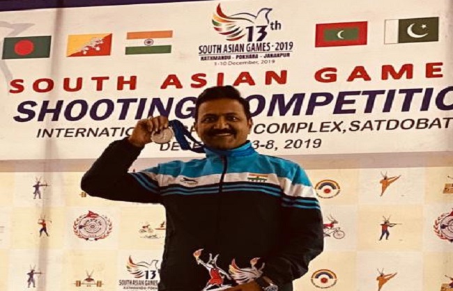 AkashRai_'s tweet photo. साउथ एशियन गेम्स : स्पेशल सेल के डीसीपी ने जीता रजत पदक
#HindusthanSamachar #NewsAlert #SportsNews  #SouthAsianGames #SpecialCell #DCP #SanjeevYadav #shooting #25meter #batlahouse #encounter @DelhiPolice #Nepal 

https://t.co/xsxgzhelnR https://t.co/2YKCVd4Y1j