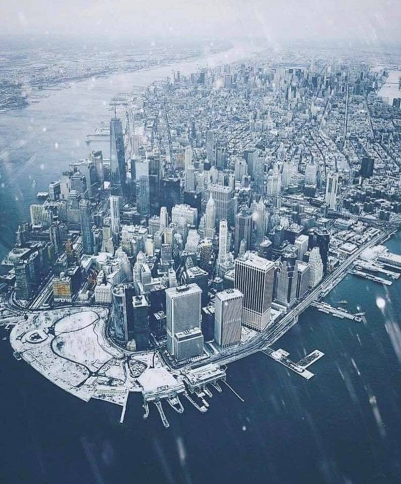 Arrow_Travel's tweet photo. New York City has had its first dusting of snow this winter who wants to go ✈️ ❤️ ❄️ ⛄️ 🇺🇸 https://t.co/Kcb57Tt8YB