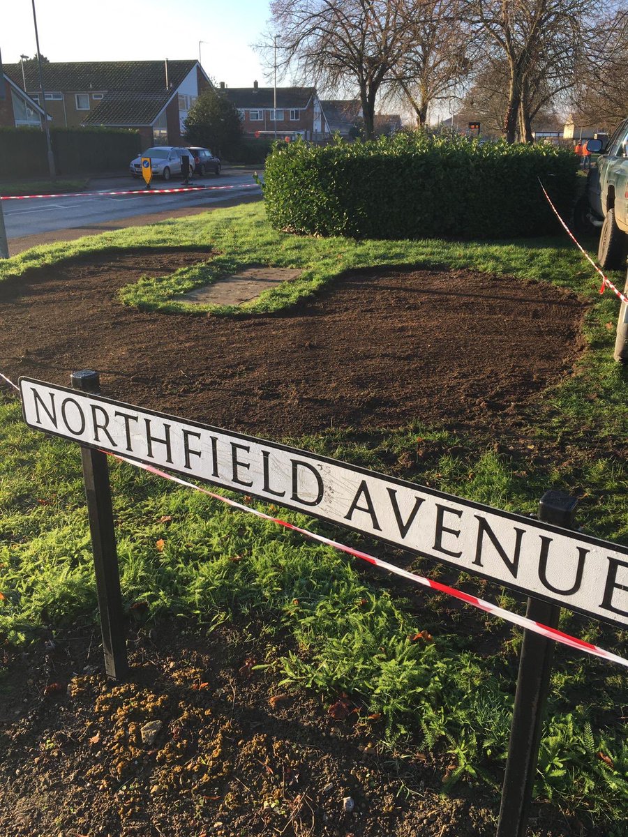 CambridgeLabour's tweet photo. New #wildflower area being prepared in #KingsHedges after local councillors put in a bid to @camcitco Environmental Improvement Programme #PlanForNature https://t.co/xWJg7QssbW