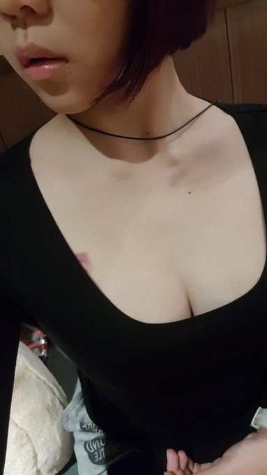 全家發熱衣出奇的薄， 我來看看他是有多發熱🤔 https://t.co/208SEAHb21