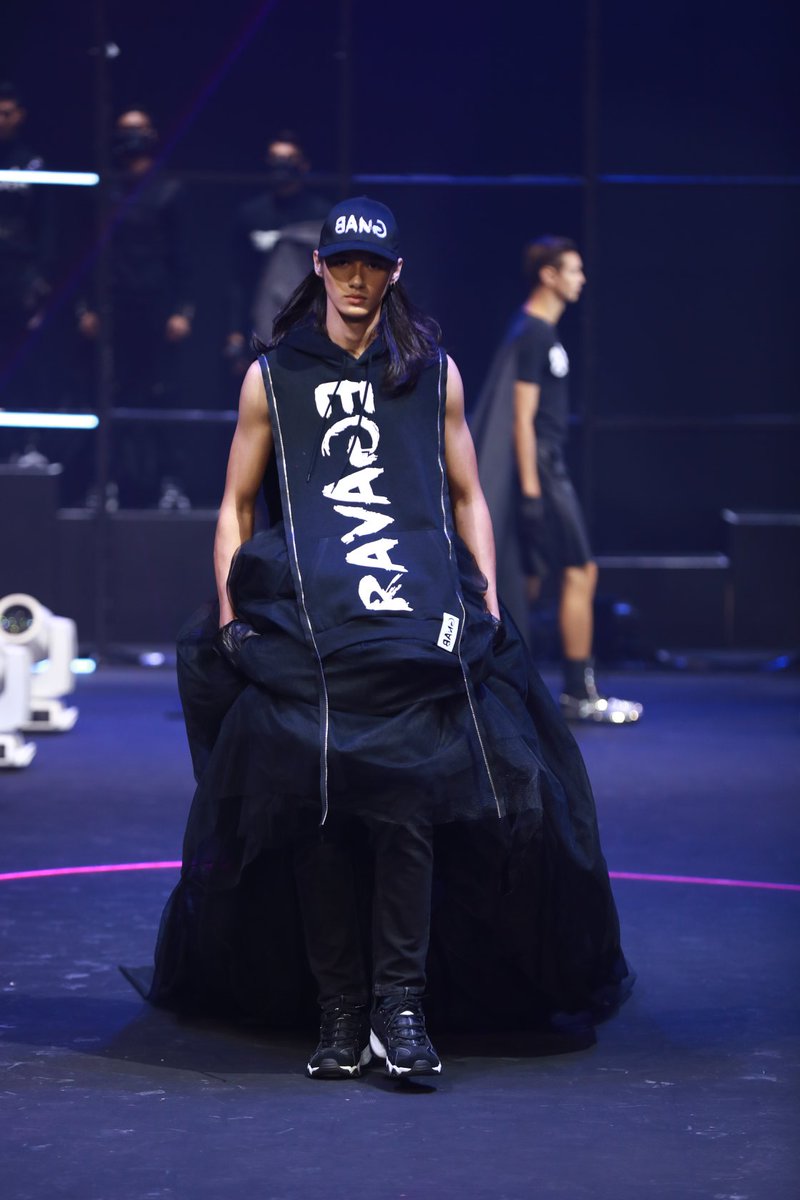 stylefestph's tweet photo. .@bangpineda served us all the edge. #StyleFestPH

Checkout the full collection here: https://t.co/dV37MKBWgy https://t.co/0q3o7FpTWt