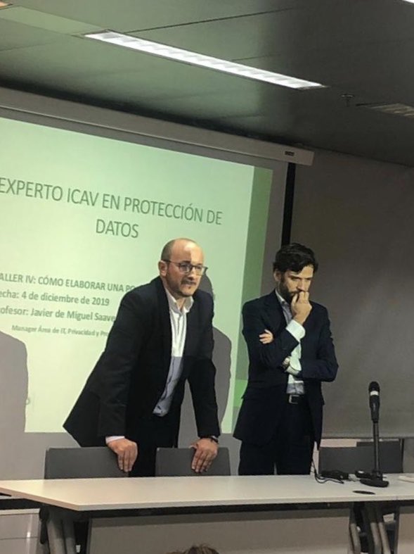 Esta tarde <a href="/jotademiguel/">Javier de Miguel</a> en el Título de Experto de Protección de Datos en @ICAV_abogados #DerechosDigitales
