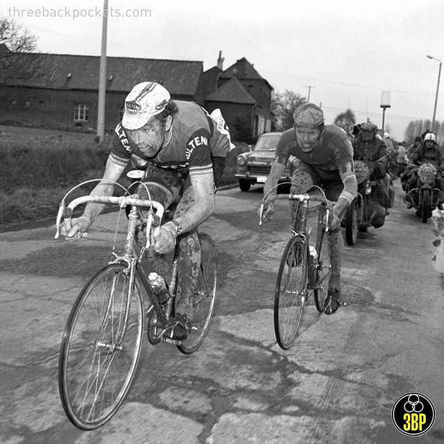 ThreeBackPocket's tweet image. Eddy Merckx and Roger De Vlaeminck battling in the final stages of the 1973 Paris - Roubaix.
-
Seen (underneath the mud) in the team kit designs they are most associated with; Merckx in the dour and brooding Molteni team kit, while RDV sports the flash C… ift.tt/34SKXOM