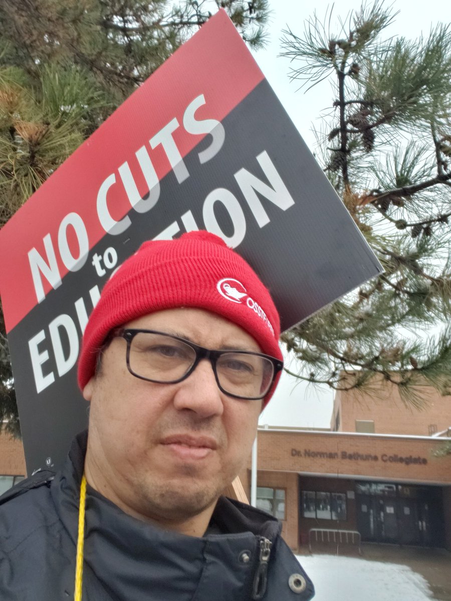 PiMcCabe's tweet image. Ready, but our app isn't working.  #OSSTFToronto