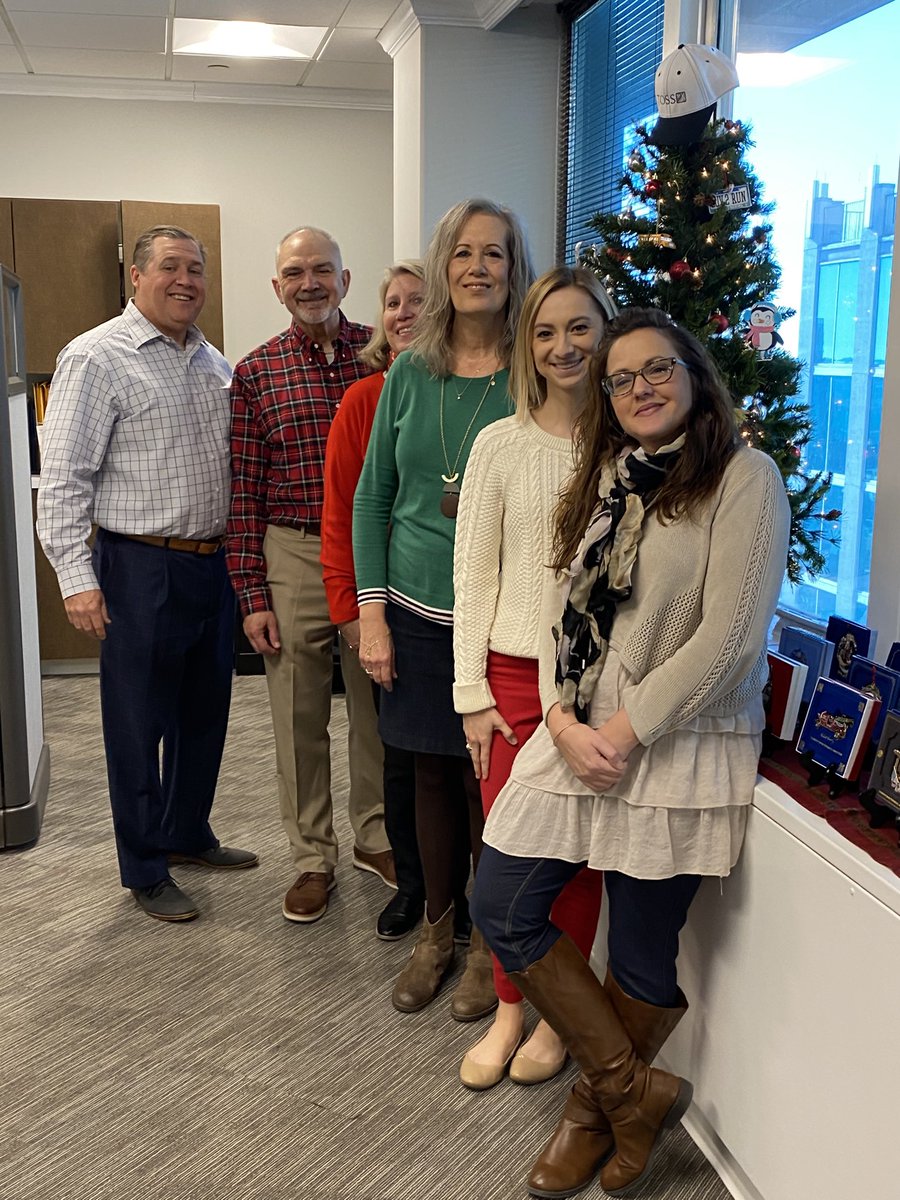 Merry Christmas from the TOSS Team. ⁦<a href="/tosstn1975/">TOSS</a>⁩