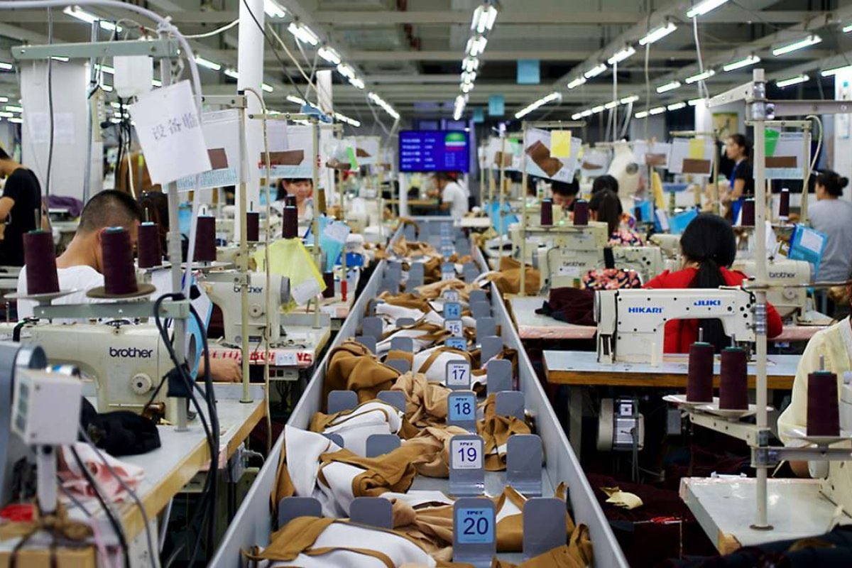 ethicofashion's tweet photo. Look at the state of this! If we work together then we can stop fast fashion!
#ethico #worktogether #ethical #clothing #shop #bangladesh #stopthis #factories #ranaplaza #tazreenfashions #weneedyourhelp #new #trending https://t.co/ouYGs8nPce