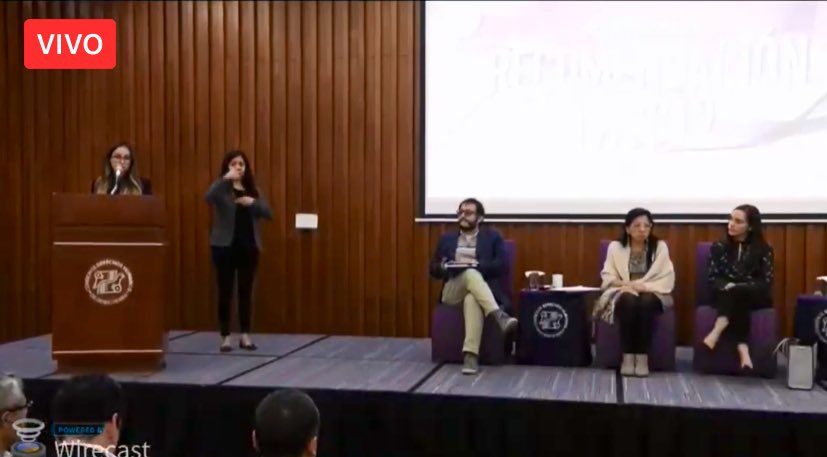 CDHCMX's tweet photo. #EnVivo
Presidenta de #CDHCM, Nashieli Ramírez Hernández, da a conocer la Recomendación 19/2019.
La acompaña Cuarto Visitador, Juan Carlos Arjona, y nuestra Consejera, Tania Espinosa.
Síguela aquí: https://t.co/hq127xN3NM https://t.co/am7lighZLG