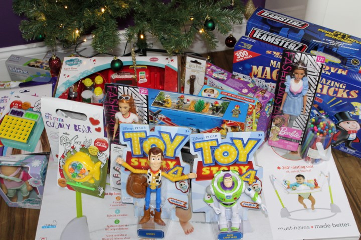 BeyondResi's tweet photo. The @WoodSt_Mission is a fantastic charity and we’re delighted to support its Christmas appeal. 

Christmas is a time for giving, and your gifts will create wonderful memories for the children we are able to help. https://t.co/j3k9JarPIX