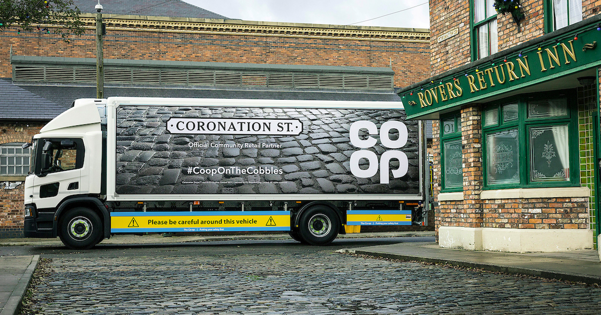 I'm loving <a href="/coopuk/">Co-op</a>'s <a href="/itvcorrie/">Coronation Street</a>'s  #CoopOnTheCobbles Lorry! #ItsWhatWeDo