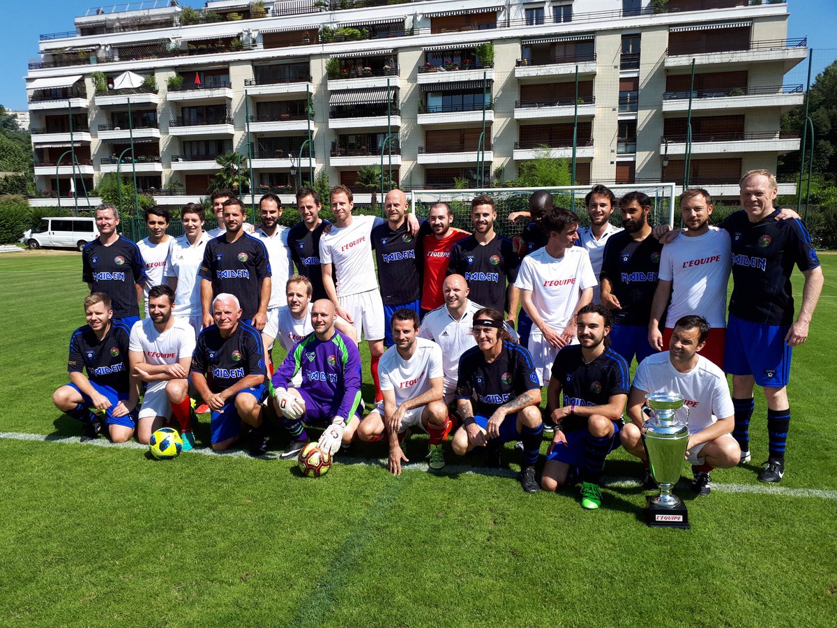 NicolasPre's tweet photo. Et dire qu'avec @lequipe on a eu la chance de jouer contre Steve Harris et sa bande l'an dernier ! #BestMemoryEver https://t.co/0YxXR39w6m