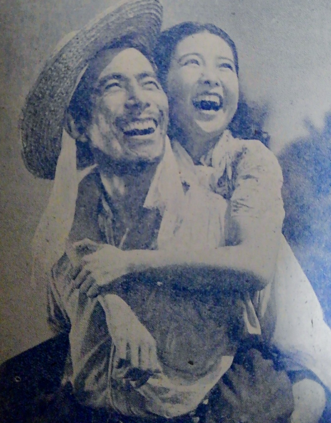島倉千代菊 映画ファン 昭和24年11月号 新作紹介 より 石中先生行状記 1950 成瀬巳喜男監督 第三話 干草ぐるまの巻の三船敏郎さん 若山セツ子さん 上映中止が残念です T Co Lhaopuhg7o Twitter