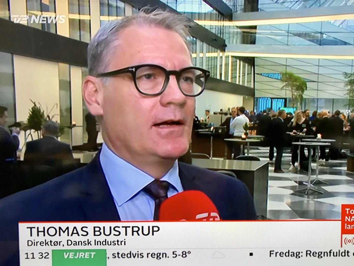 DanskIndustri's tweet photo. Heldigvis er 🇬🇱 ikke til salg, men helt klart open for business, og #dkbiz viser stigende interesse for denne del af rigsfællesskabet. @TBustrup på @tv2newsdk #dkpol https://t.co/Ymp49WoRMx