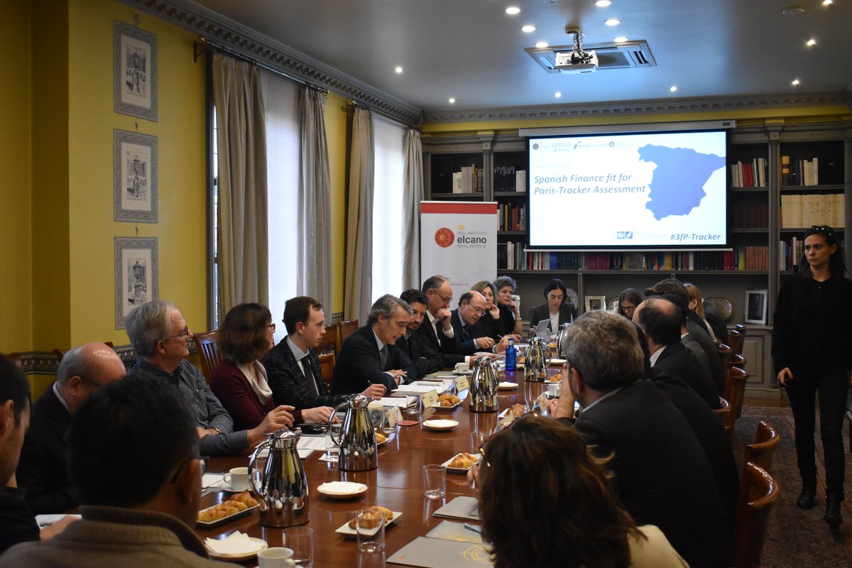 rielcano's tweet photo. @Karsten_Loe Thank you everyone for coming, it has been a very interesting debate!
@FrankfurtSchool @Lavola1981 @naturalstgies @ClimateInfra @WWFespana @luigi_carafa @Afi_es @Karsten_Loe @BBVABancaRespon @Spainsif @g_escribano @lazarotouza | #COP25 #ElcanoCOP25 https://t.co/GqwRtpYeIn