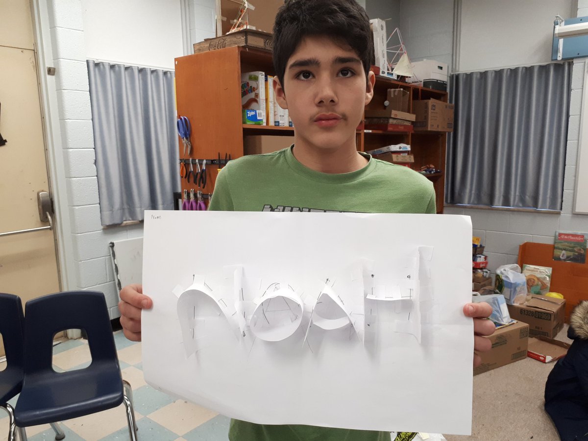 ChuckStoffle's tweet photo. A few more 3D paper names. Of course when other classes see these they want to do them too. #hawksmakerspace https://t.co/q49CEDgLOb