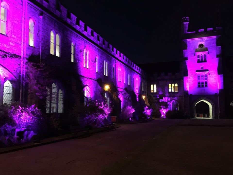 The Irish Society for Colitis &amp; Crohn's disease @ISCCIRL  NO WAITING CARD available in English &amp; 16 other languages  helps people living with #IBD  discreetly access toilet facilities &amp; is recognised internationally #IBDvisible #CrohnsAndColitisAwarenessWeek <a href="/UCC/">UCC Ireland</a> @scienceirel