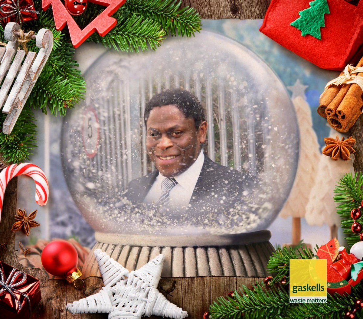 GaskellsWasteNW's tweet image. Let it snow.... 😁
#4thDecember #AdventCalendar 
Meet Tony, our Telesales exec, who joined the team in April.. Tony’s great at his job, and brilliant to have around the office. Great member of the Gaskells family 💚

#Christmas #christmascountdown #ChristmasIsComing 🎅🏼🎄