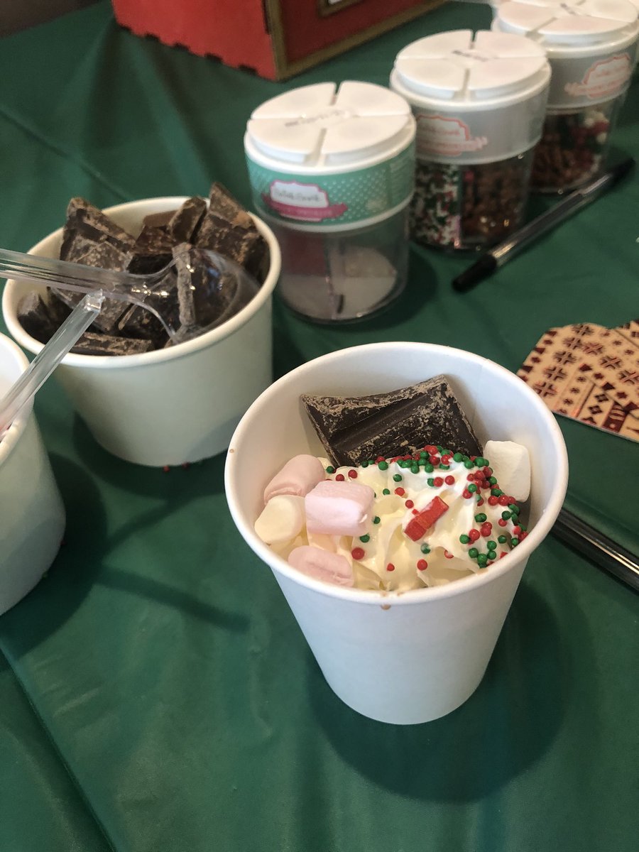 HuddersfieldSU's tweet photo. Hump Day? Nahh it’s Hot Choc Day! Join us outside the SU Shop, until 2pm let us know what #GiveItAGo events you’d like to see next term and have a hot chocolate on us! #Winner #MakingStudentLifeBetter #Yum @HudStudents https://t.co/S6F6sFbIGu