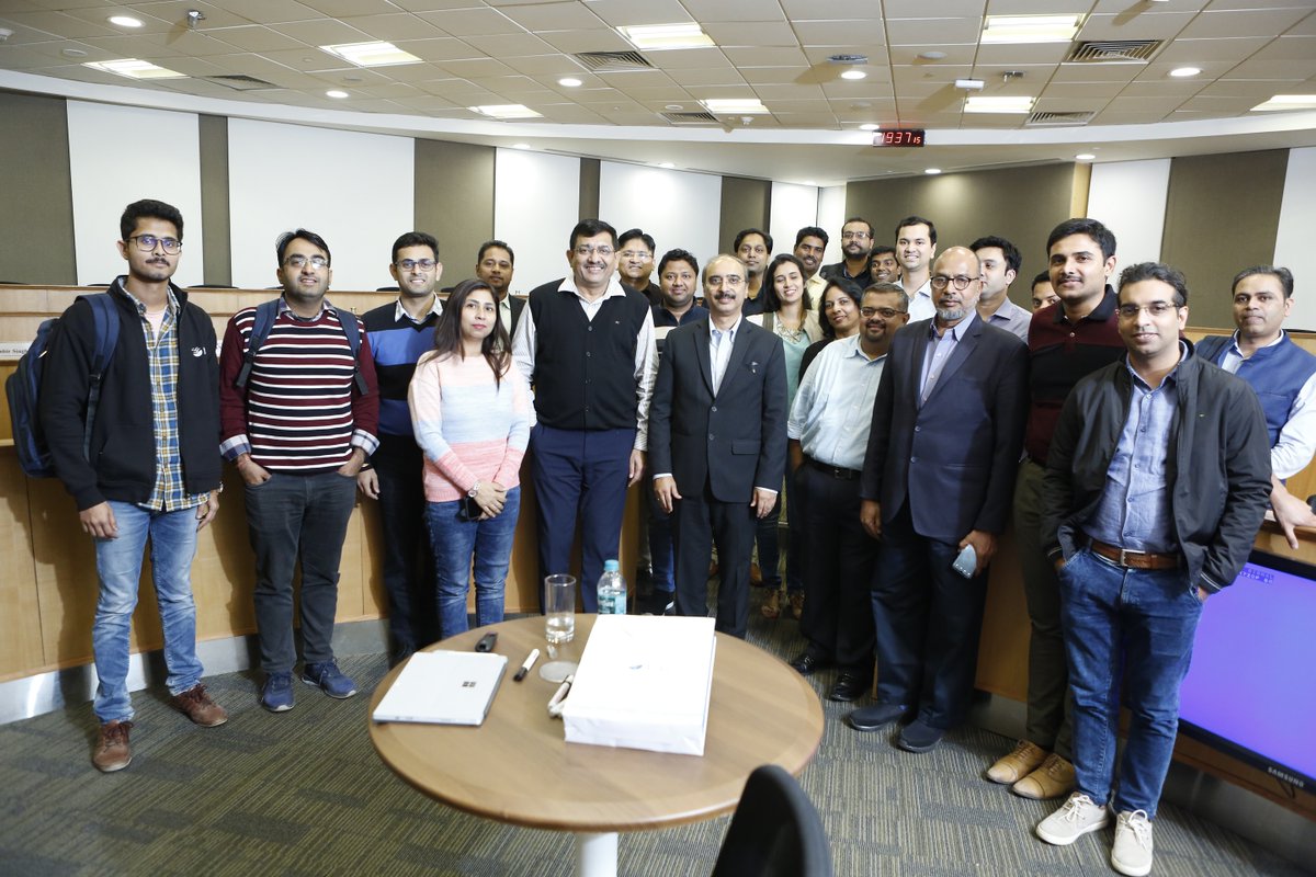 ISBedu's tweet photo. Manu Kapoor, CEO, Textiles Division, GHCL, talked of the essence of sustainability in textiles, the second most polluting industry, with a 10% global carbon footprint during the third residency of #ISBAMPMO and #ISBAMPI.
#ISBMIGM #ISBPLIIM https://t.co/yyNVWaVrpi