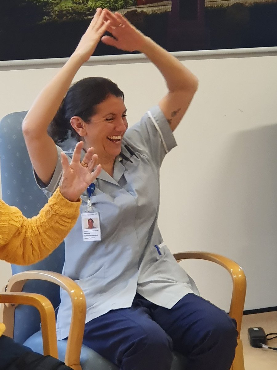 Our first therapy exercise session was a huge success. Fantastic work by our therapy team organising and leading with this at CCH. Smiles all round from patients, relatives, volunteers and staff #therapy #happy #teamwork #integratedworking @Gilliancurrie3 @ELHT_NHS @Cicdivision