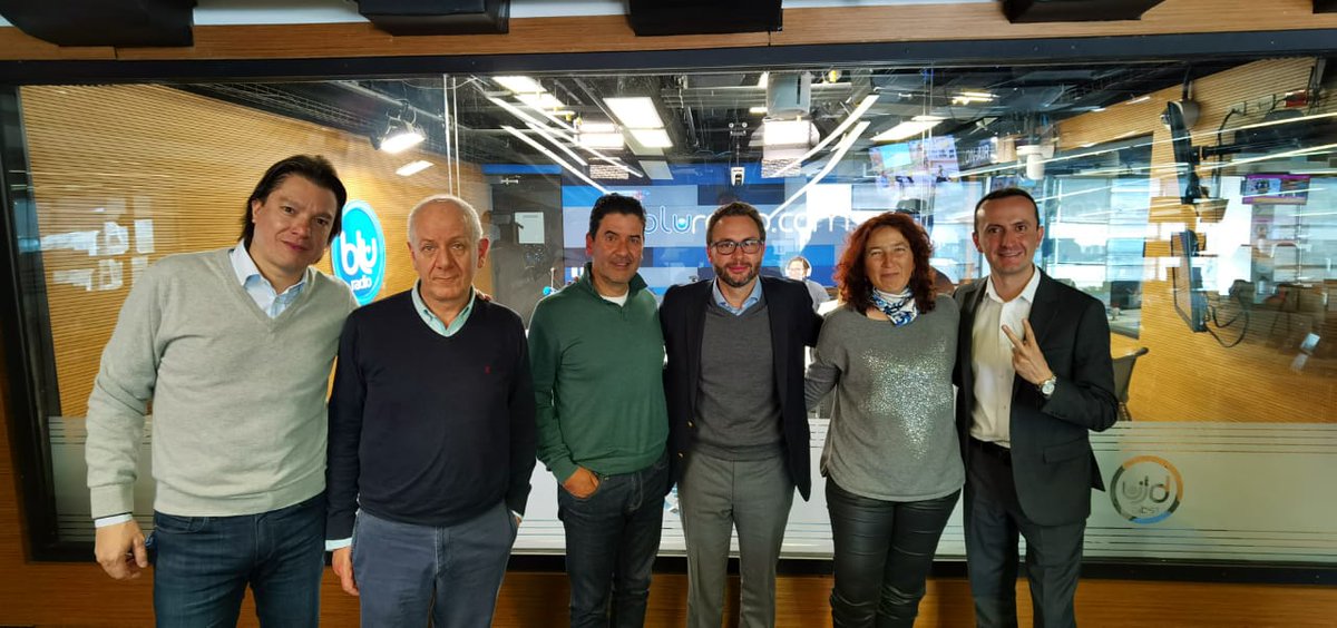 NicolasUribe's tweet photo. Me voy hoy de @BluRadioCo. Gracias a @NestorMoralesC por haberme invitado. A los oyentes por tolerarme. A todos mis compañeros de trabajo. Disfruté como nada esta oportunidad inolvidable para debatir en democracia. https://t.co/CvNemSI8OE