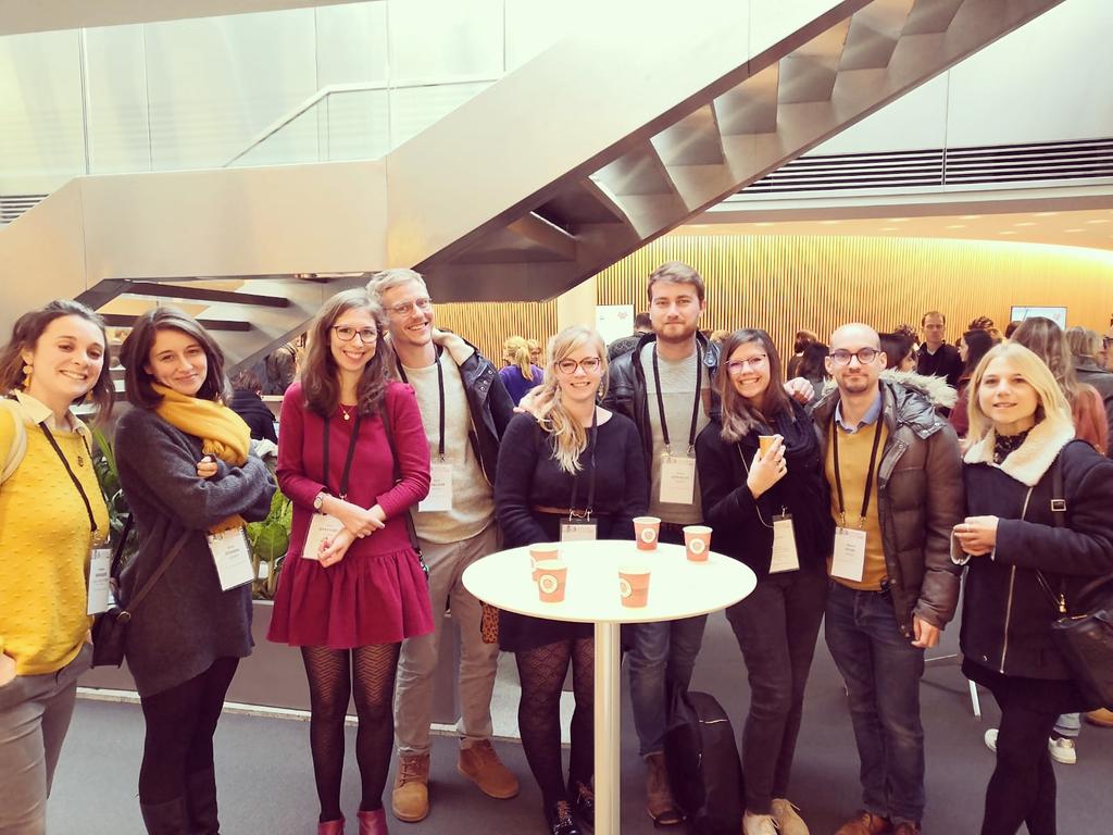 AjarRouen's tweet photo. La team Rea - neuro - MPR présente à la JMT de neuro Rea !
👌👌
@JeunesSfar @SFAR_ORG @AJAnesthRea https://t.co/tY4l2JN7ip