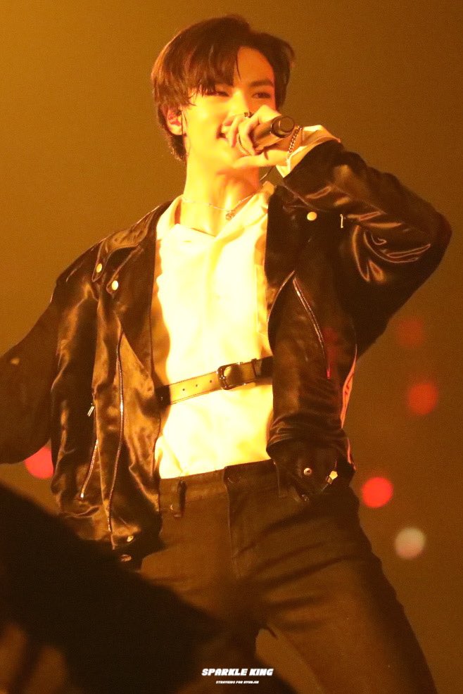 Hyunjin_Spain's tweet photo. 📷 [PREVIEW] 03122019 

Fotos de #HYUNJIN en el Stray Kids Japan Showcase 2019 "Hi-STAY" en Japón.

Cr. sparkleking_HJ

❀ @Stray_Kids #StrayKids #스트레이키즈 #スキズ #현진 #SKZ_JapanShowcase2019 #Hi_STAY https://t.co/WB4OVLXnHi