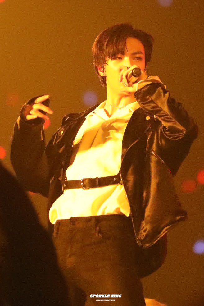 Hyunjin_Spain's tweet photo. 📷 [PREVIEW] 03122019 

Fotos de #HYUNJIN en el Stray Kids Japan Showcase 2019 "Hi-STAY" en Japón.

Cr. sparkleking_HJ

❀ @Stray_Kids #StrayKids #스트레이키즈 #スキズ #현진 #SKZ_JapanShowcase2019 #Hi_STAY https://t.co/WB4OVLXnHi