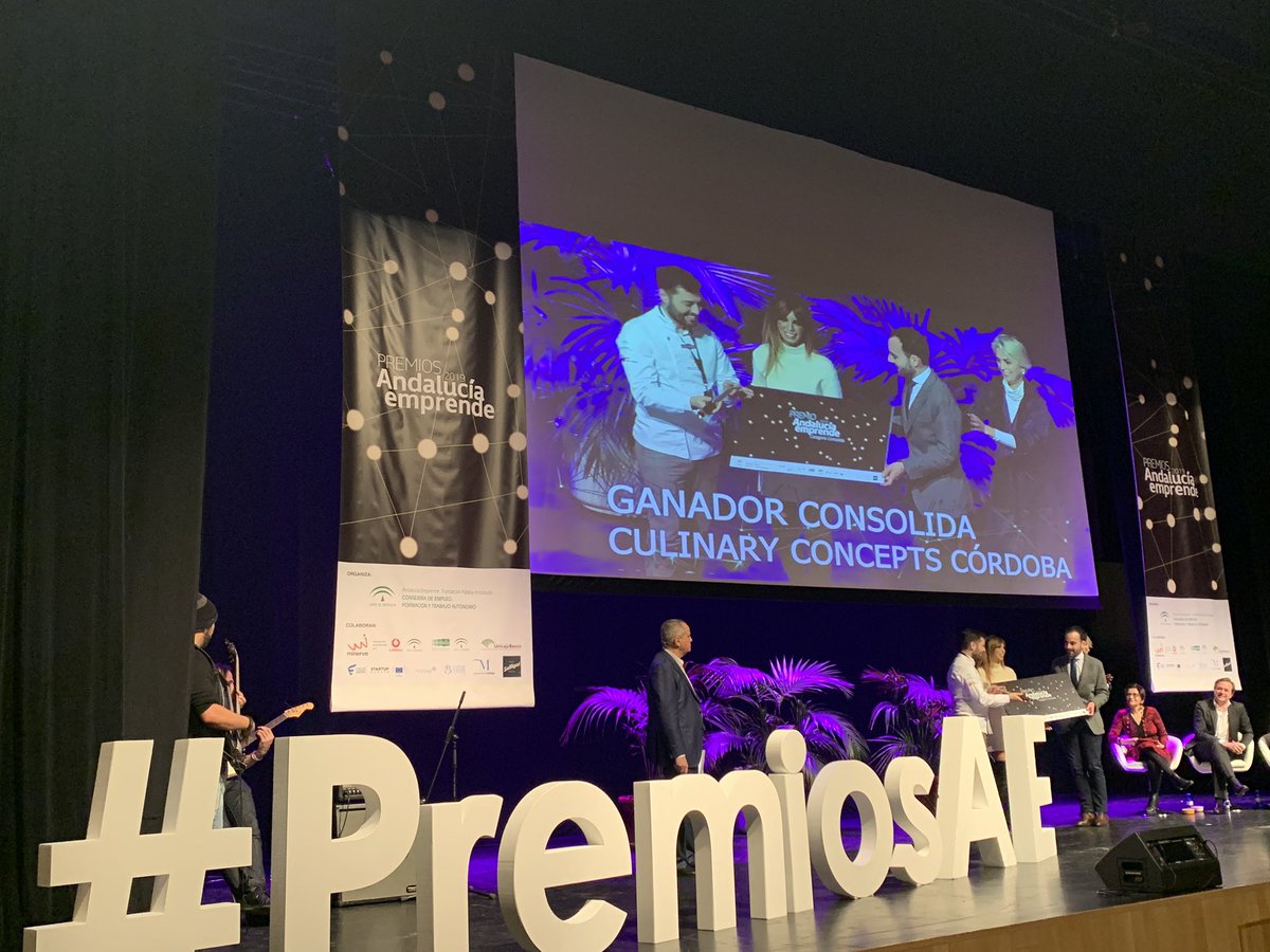 ajemalaga's tweet photo. ¡Enhorabuena a @LASALMORETECA!
Ganadores #PremiosAE de @aemprende en la categoría #CONSOLIDA
Bravo 👏🏻👏🏻👏🏻
#PremiosAEmprende #SomosEmprende #TalentoEmprende #CADE #emprendedores #empresas https://t.co/7G8MnPoZCQ