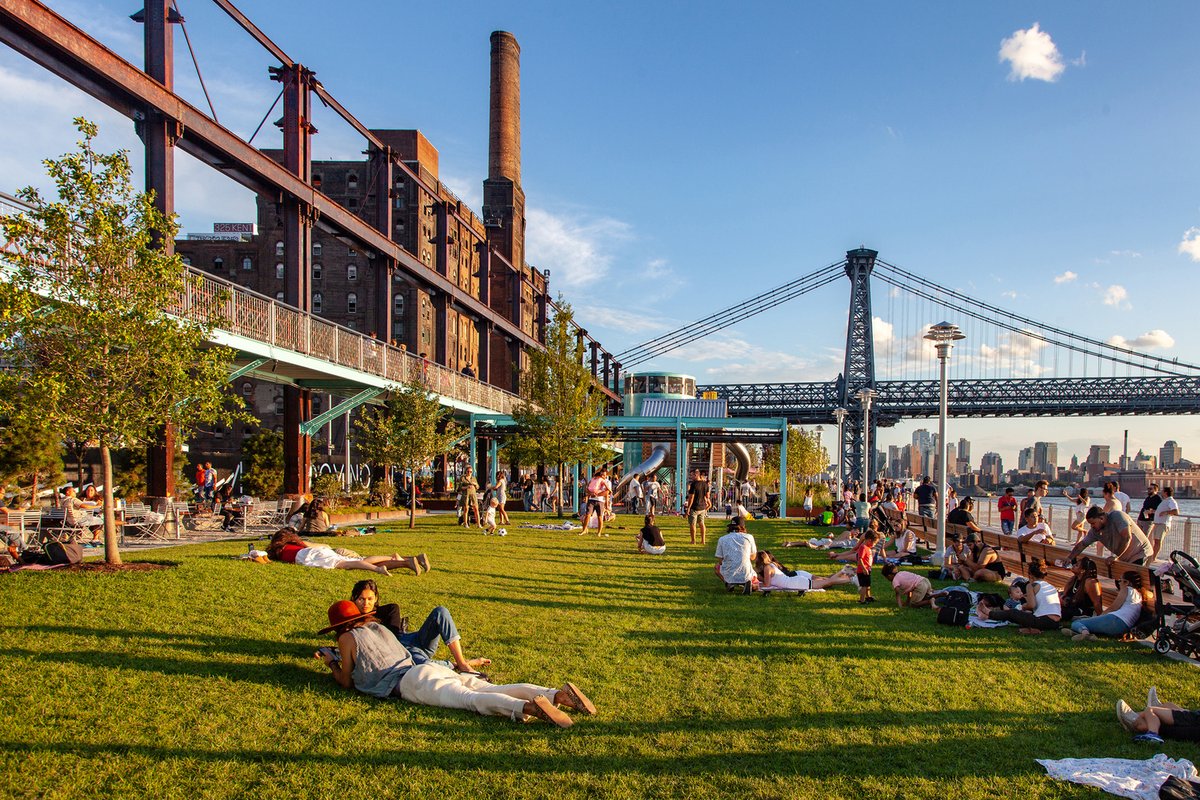 TCLFdotORG's tweet photo. Public Spaces: @ArchDaily's Best Articles on the Topic https://t.co/T7qNwBTuFV Below: Domino Park is a privately-owned public space in Brooklyn, developed by real estate firm Two Trees Management. Image © Barrett Doherty https://t.co/g2HG8Cuv4R