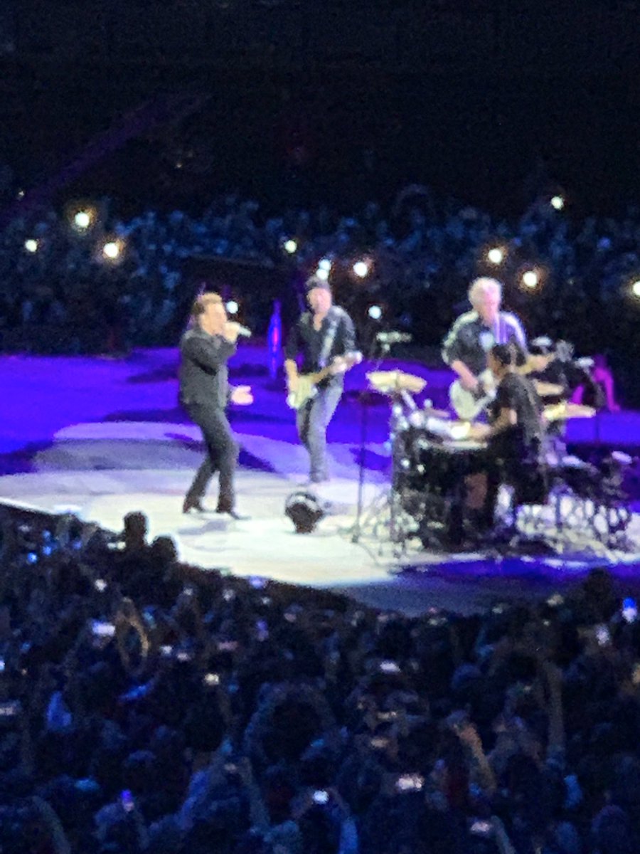 djsanoeri's tweet image. U2❣️🇮🇪🇯🇵
#U2 
#U2TheJoshuaTree2019 
#U2thejoshuatreetour2019 
#U2JAPAN 
#さいたまスーパーアリーナ