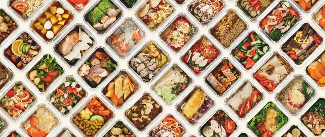 La restauration virtuelle se développe très fortement. Elle représente, avec les cuisines fantômes, 11% de parts de marché des livraisons et est plus utilisée par la cible 25-34 ans.

C’est d’ailleurs le pari fait par ravis l'ancien PDG d'Uber :

ladn.eu/tech-a-suivre/…