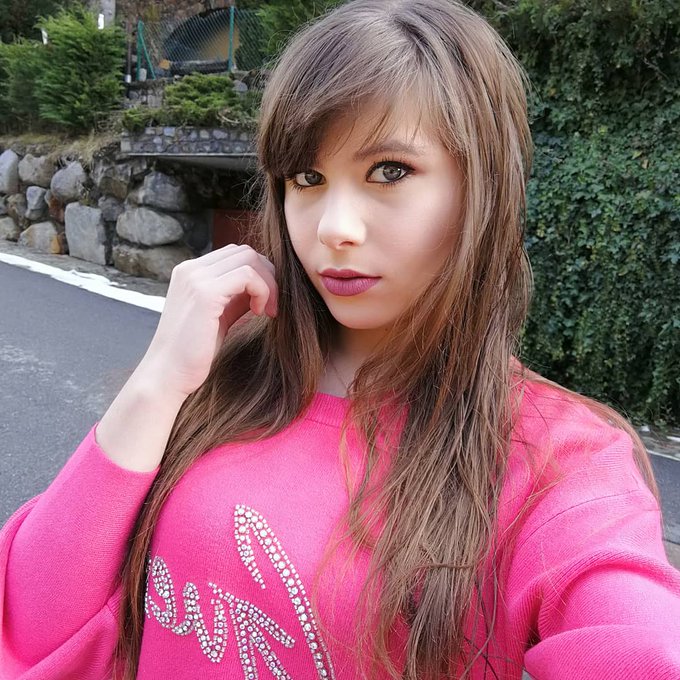 Happy Wednesday !!! 😘❤️ #Guess #WednesdayMotivation #Smile #fun #bonnejourn&eacute;e #cute #selfie #BlueEyes<a href="/tag/guess"class="tags">#Guess</a><a href="/tag/wednesdaymotivation"class="tags">#WednesdayMotivation</a><a href="/tag/selfie"class="tags"><span>#selfie</span></a><a href="/tag/smile"class="tags"><span>#smile</span></a><a href="/tag/cute"class="tags"><span>#cute</span></a><a href="/tag/fun"class="tags"><span>#fun</span></a><a href="/tag/blueeyes"class="tags"><span>#blueeyes</span></a><a href="/tag/bonnejou"class="tags"><span>#bonnejou</span></a>