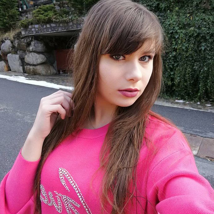 Happy Wednesday !!! 😘❤️ #Guess #WednesdayMotivation #Smile #fun #bonnejourn&eacute;e #cute #selfie #BlueEyes<a href="/tag/guess"class="tags">#Guess</a><a href="/tag/wednesdaymotivation"class="tags">#WednesdayMotivation</a><a href="/tag/selfie"class="tags"><span>#selfie</span></a><a href="/tag/smile"class="tags"><span>#smile</span></a><a href="/tag/cute"class="tags"><span>#cute</span></a><a href="/tag/fun"class="tags"><span>#fun</span></a><a href="/tag/blueeyes"class="tags"><span>#blueeyes</span></a><a href="/tag/bonnejou"class="tags"><span>#bonnejou</span></a>